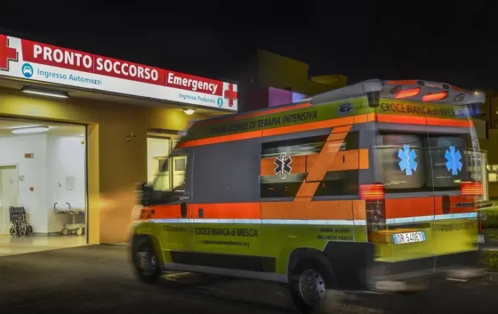 Italy: When to go to the ER & when to call MedinAction